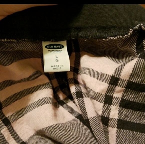 Old Navy size large pajama pants - Picture 3 of 4